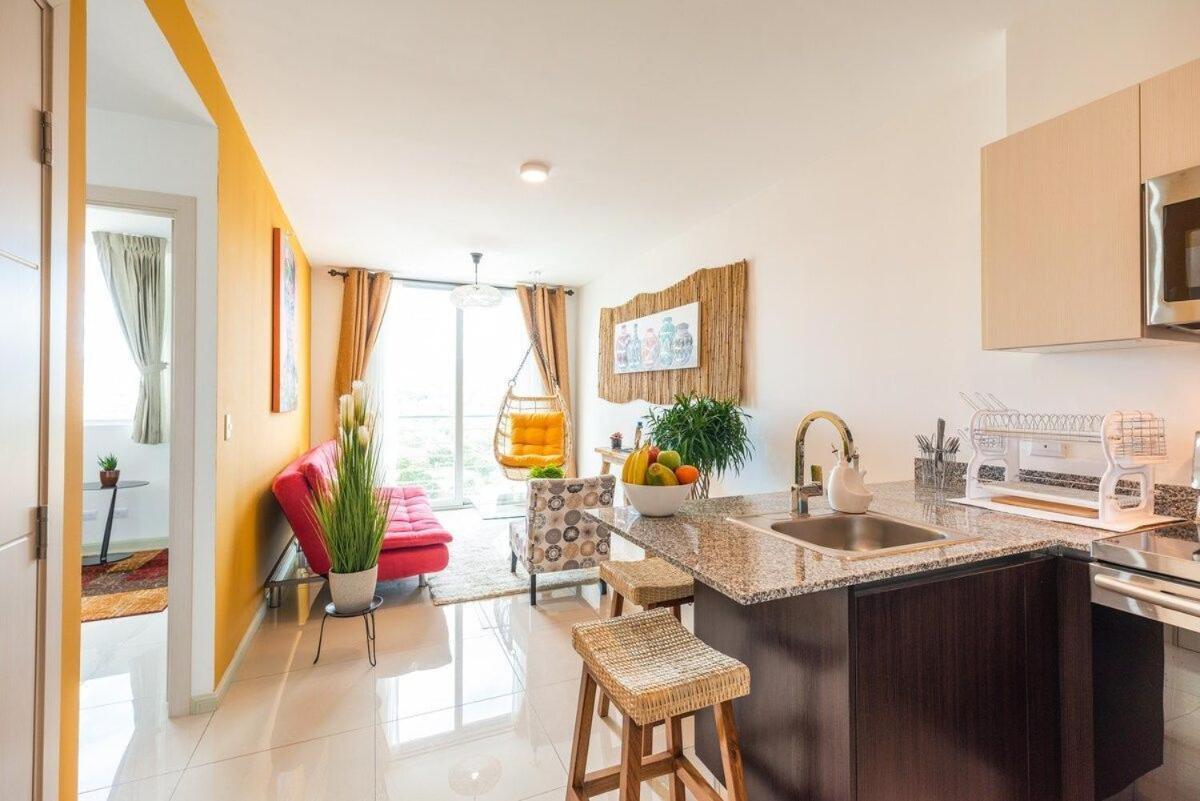 Boho Chic, Apart- Condo Cerca De Sjo Intl Airport Heredia Exteriör bild